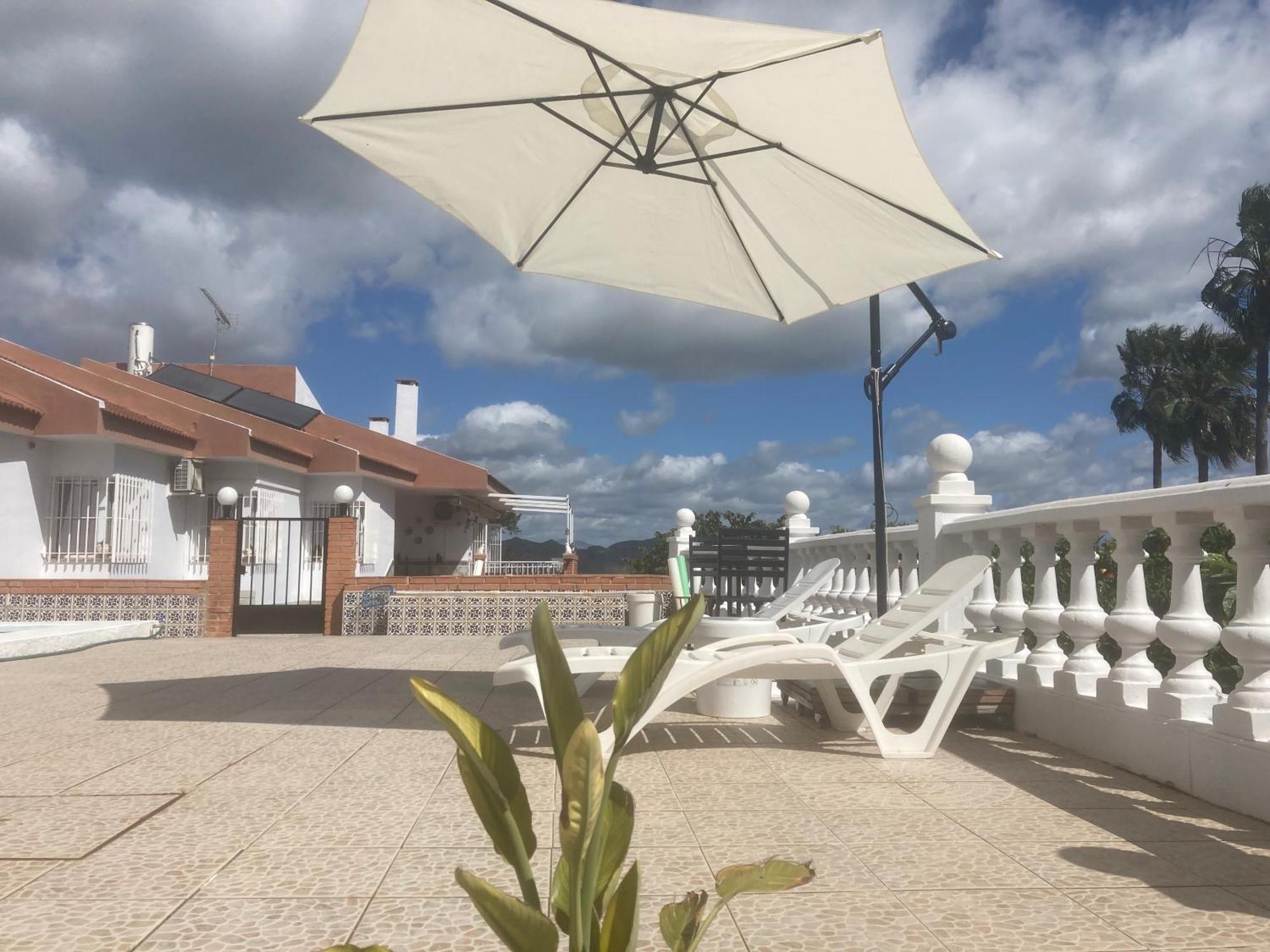 Vakantieverblijf Villa Kluever Alhaurín de la Torre Exterior foto